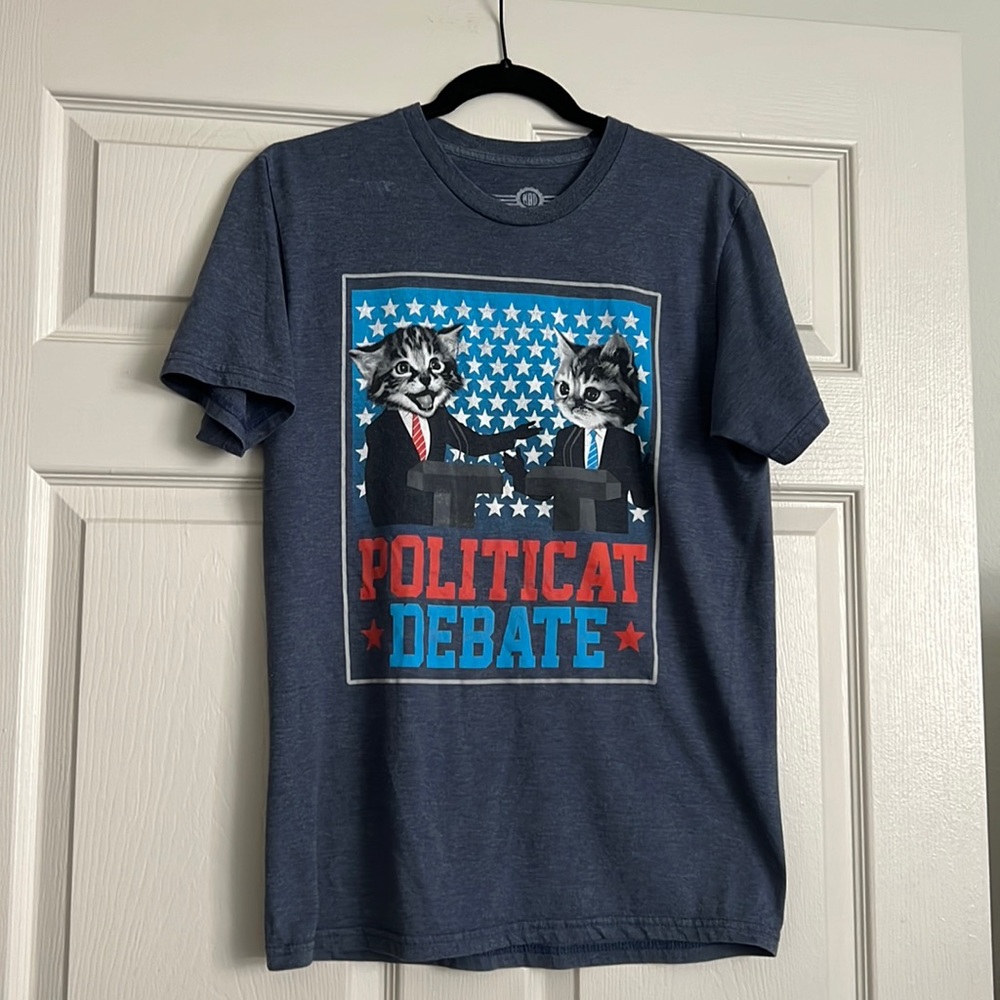 Mad Engine brand cat shirt